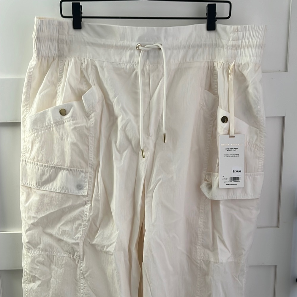 ATHLETA x ALICIA KEYS | NWT High Waist Cream & Gold Cargo Parachute Pants 18